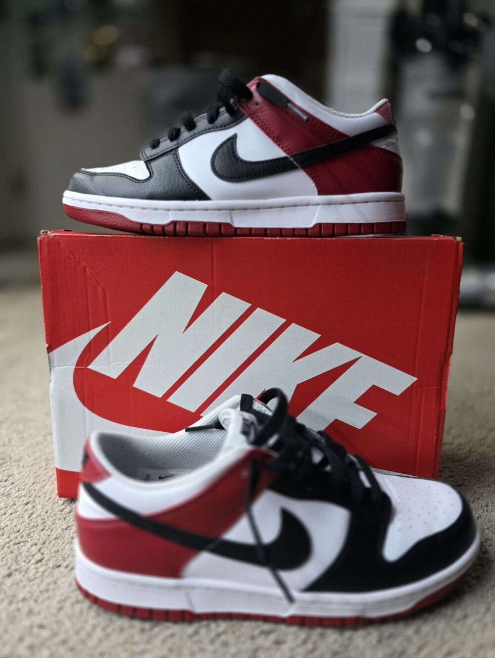 Nike Dunk Low (GS) "Black Toe" / Chicago Split